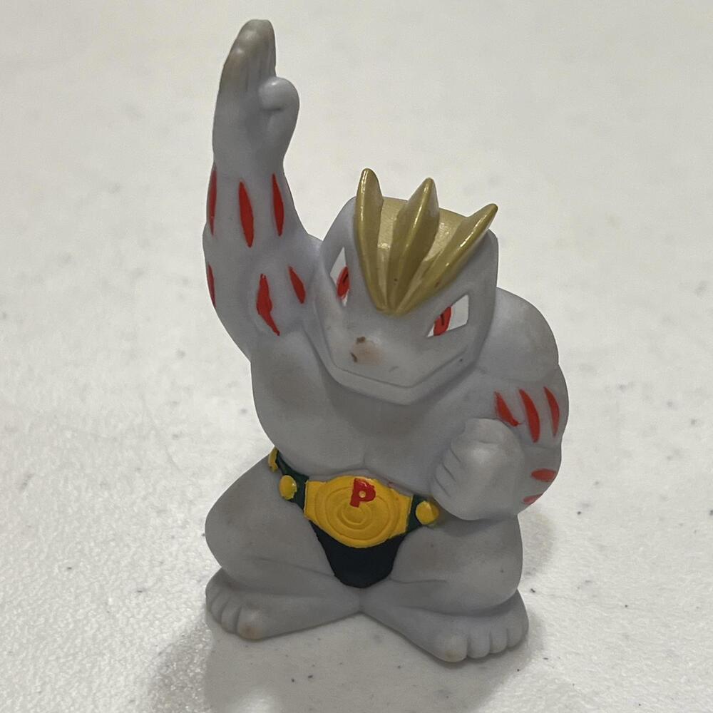Machoke Pokémon finger puppet Gotta Catch em All Nintendo Bandai 2006